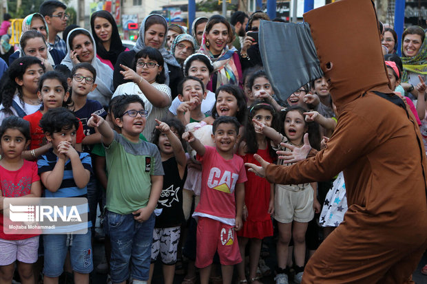 برگزیدگان دهمین جشنواره تئاتر خیابانی لاهیجان مشخص شدند