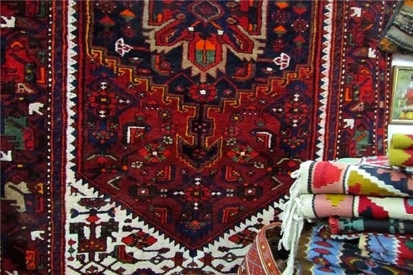 کردستان پنجمین تولید کننده فرش دستباف کشور است  بیمه ۱۱ هزار قالیباف در استان