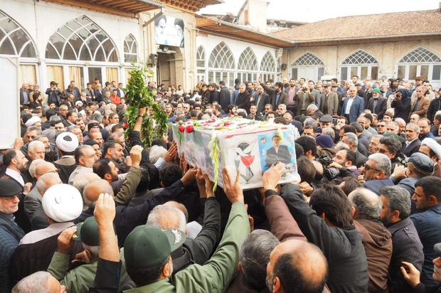 پیکر جانباز شهید علمدار در ساری تشییع و خاکسپاری شد
