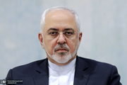 انتقاد ظریف از ریاکاری انگلیس درباره برنامه هسته‌ای ایران 