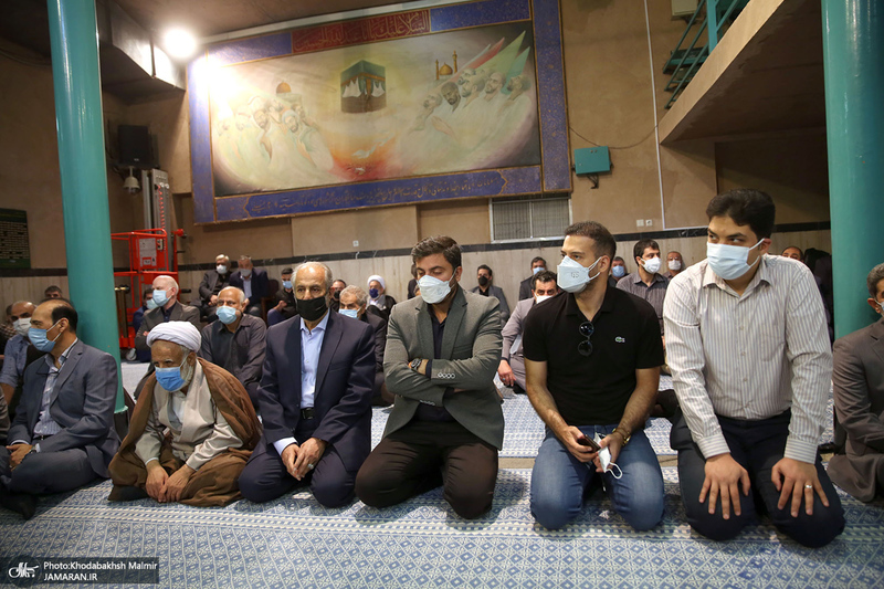 مراسم تشییع حجت الاسلام و المسلمین محتشمی پور در حسینیه جماران