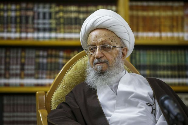 آیت‌الله مکارم شیرازی: جوانان تابوی مراسم و تشریفات سنگین ازدواج را بشکنند