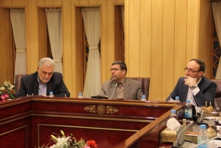 رئیس دادگستری اصفهان: با اقدامی که مانع سرمایه گذاری شود، برخورد قانونی می کنیم