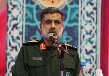 معاون سابق سازمان اطلاعات سپاه: سلاح‌های شگفت‌انگیزی داریم که در صورت خطای دشمن به نمایش خواهیم گذاشت/ تعداد زیادی از نفوذی‌ها ارشاد شدند