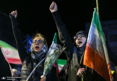 سی و ششمین شب اجتماع پرشور مردم در میدان هفت تیر