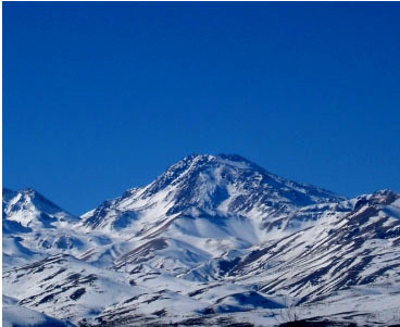 ارتفاعات آذربایجان سفیدپوش شد  خسارت به برخی از روستاهای پیرانشهر