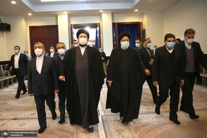 تجدید میثاق رئیس جمهور و اعضای دولت با آرمان های حضرت امام (س)