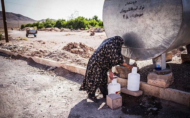۳۴۰ روستای خراسان رضوی با تانکر آب رسانی می شوند