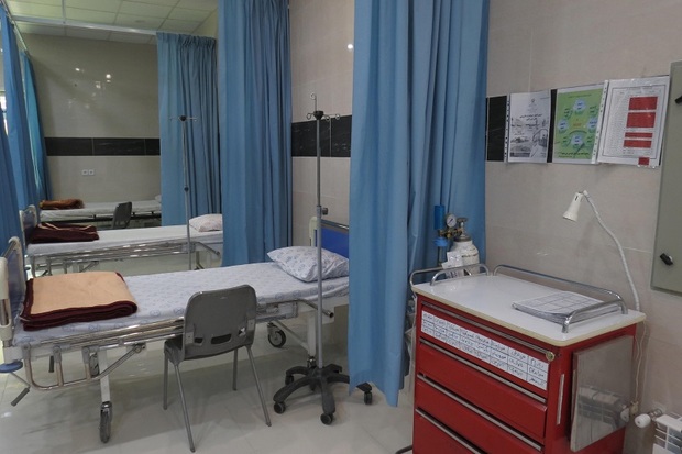 طرح توسعه درمانگاه 12 تختخوابی نایین به بهره برداری رسید