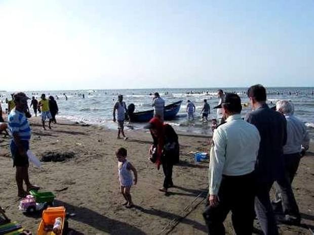 چپکرود ، بیشترین مسافران نوروزی جویبار را به ساحل کشاند
