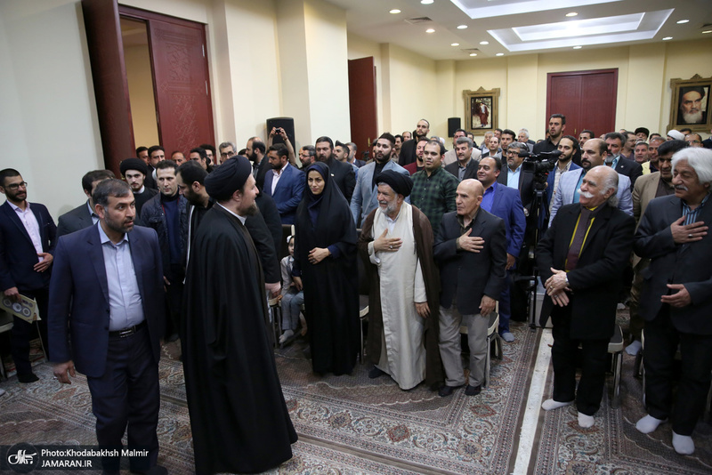 دیدار جمعی از پیشکسوتان و ورزشکاران با سید حسن خمینی