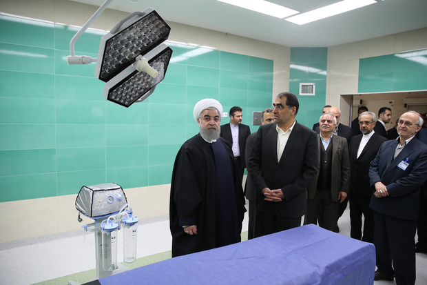 بهره برداری از 11 طرح و پروژه بهداشتی و درمانی، اقتصادی، ورزشی و زیربنایی در مشهد