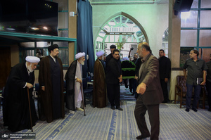 مراسم تشییع آیت الله حسن صانعی (ره) از حسینیه جماران - 2