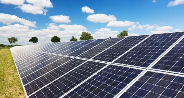 احداث نیروگاه 10 مگاواتی خورشیدی در بناب