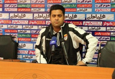 اخباری از سرمربیگری ماشین‌سازی استعفا کرد
