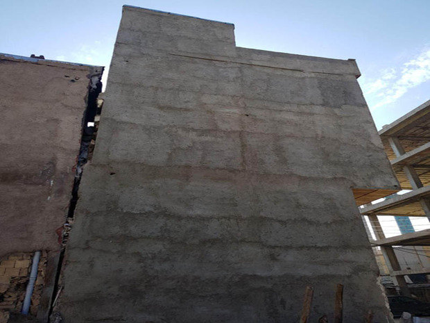 ریزش احتمالی ساکنان ساختمانی را در قزوین تهدید می کند