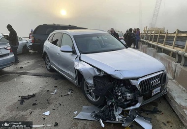 تصادف زنجیره‌ ای 70 خودرو‌ در آمریکا+ تصاویر

