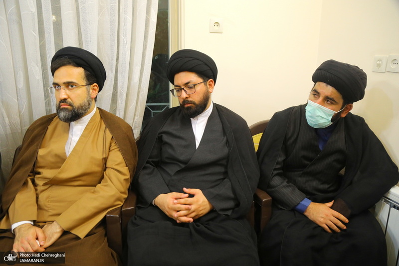 نشست علمی با موضوع  امام خمینی(ره) نهضت و نظام اسلامی