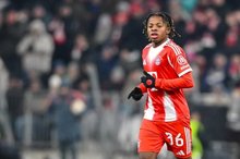 جریمه بازیکن بایرن مونیخ به خاطر خوابیدن وسط حرف های کمپانی