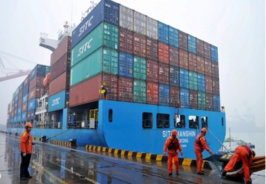 آغاز اجرای تعرفه‌های جدید ترامپ 