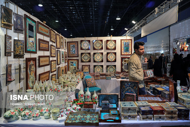 دهمین نمایشگاه سراسری صنایع دستی و هنرهای سنتی در مشهد