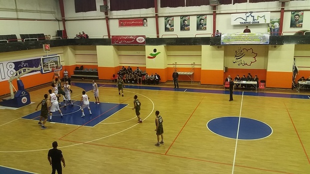پیروزی تیم بسکتبال شهرداری مقابل نیروی زمینی