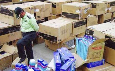 معاون استاندارلرستان :قاچاق مانع اصلی رونق تولید و اشتغال است