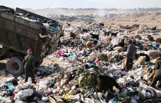 تولید روزانه 2 هزار و 900 تن زباله در فارس  نیمی از زباله ها بصورت بهداشتی دفن نمی شود