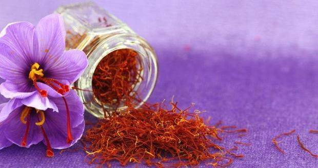 زعفران بدون پروانه بهداشتی تقلبی است