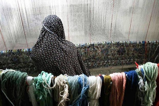 ۵۰ زن سرپرست خانوار در کردستان تسهیلات اشتغال گرفتند