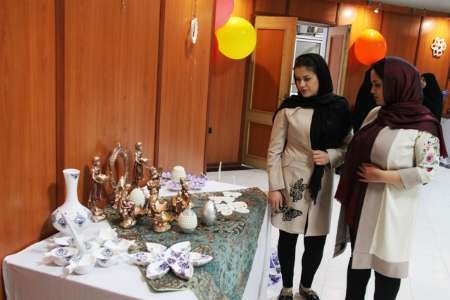 نمایشگاه صنایع دستی نگارین در آستارا بر پا شد