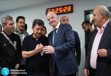 یک رختکن پر از تعارف| قلعه نویی: فیفا به اینفانتینو افتخار کند!