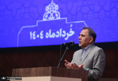 عباس آخوندی: بعد از سال ۸۴ کشور در فرآیند پذیرش تحریم‌های بین‌المللی رفت؛ این یک اتفاق مشکوک در تاریخ ایران است‌/ باید ببینیم منافع چه کسانی‌ ایجاب می‌کرد که تحریم شویم/فرض کنید مذاکرات به نتیجه برسد، با این ساختار نهادی می‌شود کاری کرد؟!