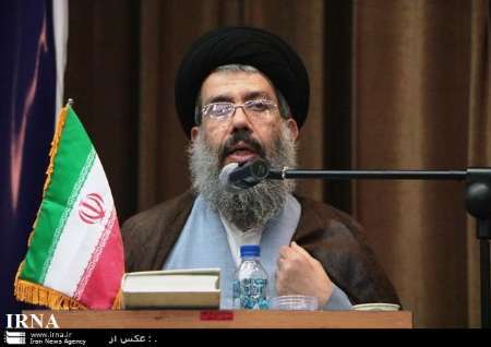 امام جمعه شوش: حادثه تروریستی تهران موجب تقویت وحدت ملی شد