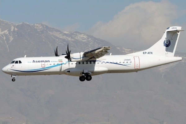 فرود هواپیمای فرکر با وجود نقص فنی در فرودگاه مهرآباد  لحظات پراضطراب برای ۸۰ مسافر هواپیما