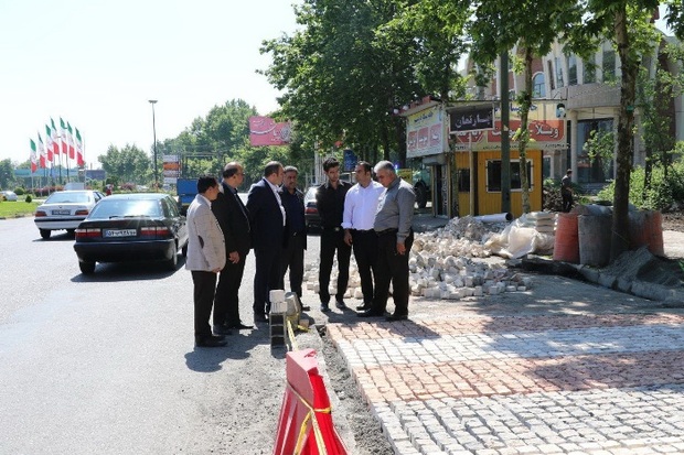 ورودی شهر لاهیجان سنگ فرش می شود