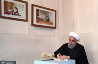بازدید دکتر روحانی از بیت تاریخی امام خمینی(ره) در نجف اشرف