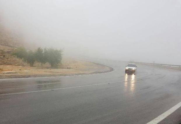 مه غلیظ تردد خودروها را در گردنه امین الله مختل کرد