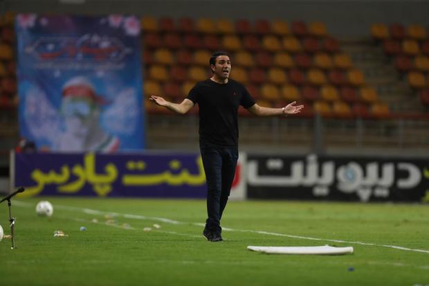نشست خبری نکونام لغو شد
