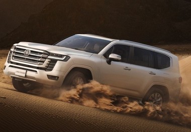 مقایسه تویوتا لندکروزر واقعی با لندکروز چینی