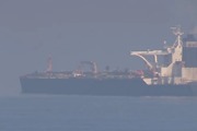 انفجار یک نفتکش در بندر جده عربستان/ این کشتی متعلق به انگلیس است