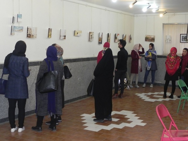 نمایشگاه آثار نقاشی در ساوه دایر شد