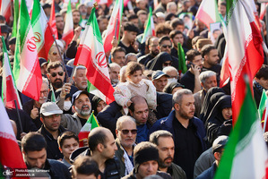 مراسم تشییع پیکر سردار دریابان پاسدار، شهید علیرضا تنگسیری، فرمانده نیروی دریایی سپاه و جمعی از شهدای والامقام