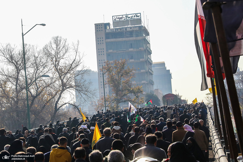 تشییع پیکرهای 110 شهید گمنام دفاع مقدس در تهران - 2