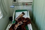 کودکی که تمامی اعضای خانواده‌ اش در تجاوز عربستان کشته شدند+ عکس