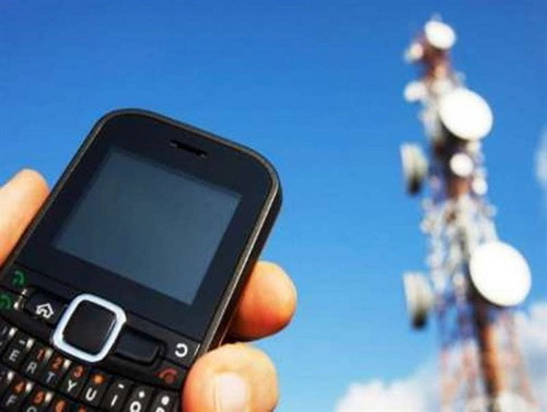 رفع مشکل آنتن دهی تلفن همراه درفارس تا پایان امسال