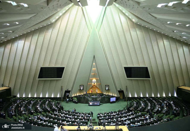 در حاشیه تعطیلی مجلس: بررسی پر حاشیه توافق با گروسی در کمیسیون خارجی و امنیت ملی/ محسنی ثانی: متن توافقنامه با آژانس منطق با مصوبه مجلس است/ تلاش می‌کنیم زمینه مذاکرات را فراهم کنیم تا اسنپ بک صورت نگیرد