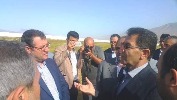 وزیر صمت از مناطق سیلزده پلدختر دیدن کرد
