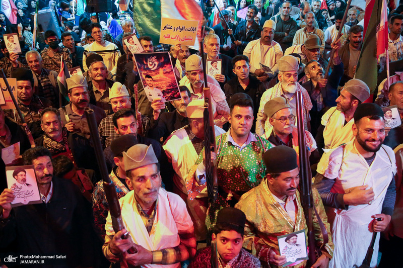 اجتماع عشایر فسا در حمایت از رزمندگان جبهه ی مقابله با دشمن آمریکایی - صهیونی