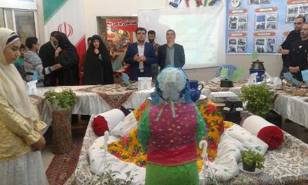 دومین نمایشگاه غذاهای بومی و محلی اردستان برگزار شد